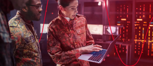 Havacılık ve Savunma Güvenliğinde Eksik Parça: Donanım Doğrulama Görseli